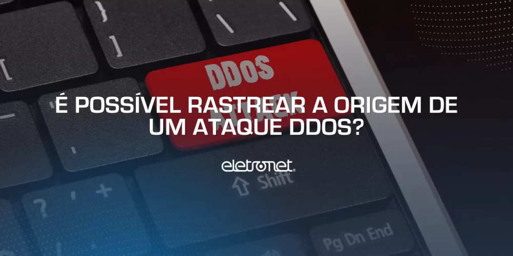 Teclado de computador com uma tecla vermelha escrito DDoS attack.